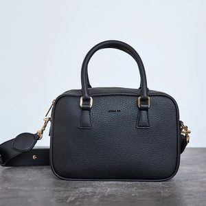 Angela Roi Barton Duffle Bag Black